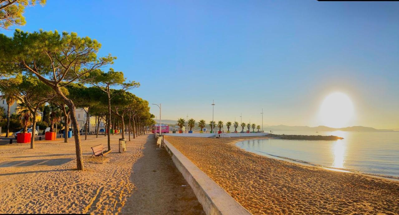 Blue Summer Vibes Apartment For 4P, Ac, Balcony, Parking, Beach At 50M, Spa Access -4 Λα Σιοτά Εξωτερικό φωτογραφία